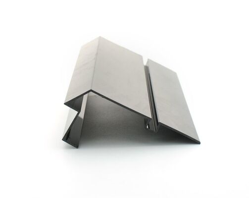 ซื้อ โปรไฟล์หน้าต่าง PVC พลาสติก UPVC สําหรับการบดพลาสติกกรอบ online manufacture
