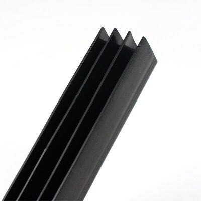 comprar Extrusión de perfil de esquina de plástico de PVC flexible personalizado online manufacture